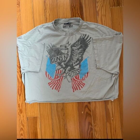 ASOS Design Guns and Roses T-shirt - Picture 1 of 5